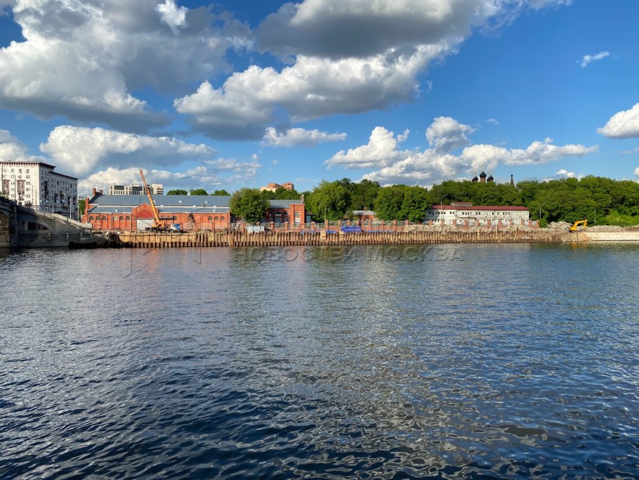 Реконструкция Крутицкой набережной в Москве