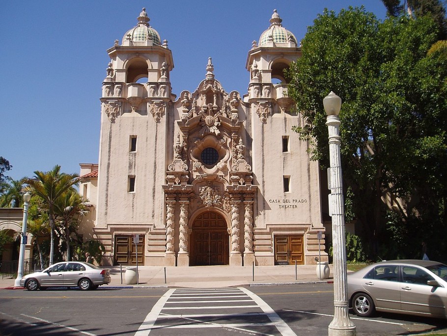 San Diego, Balboa Park: the casa del Prado Theater