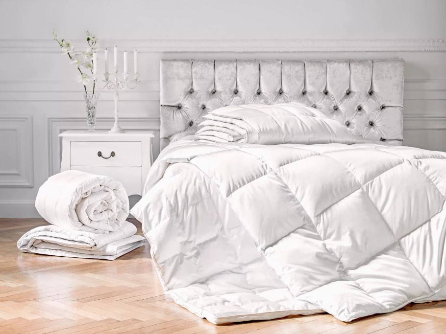 Одеяло и подушка