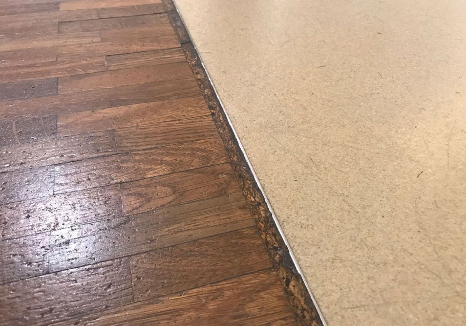 Укладка ламината в квартире