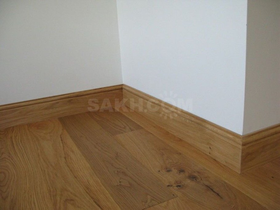 Плинтус на балконе напольный