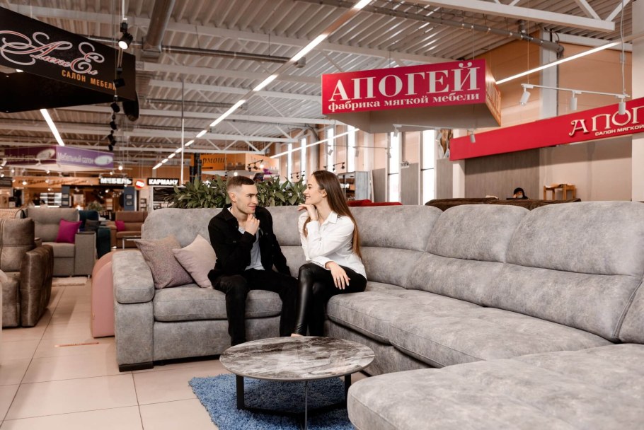 Угловой диван со столиком Хоф