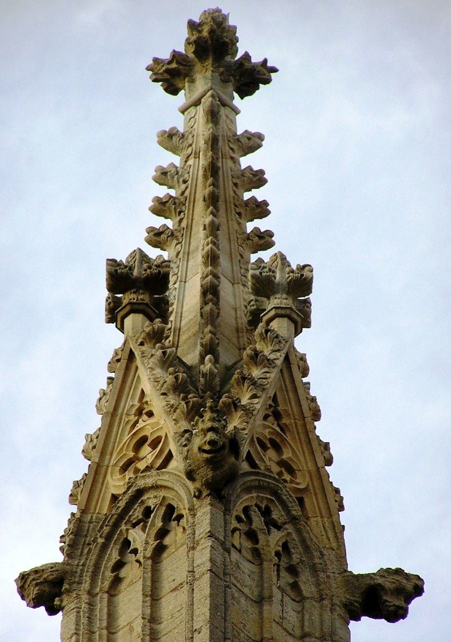 Пинакль в архитектуре готики
