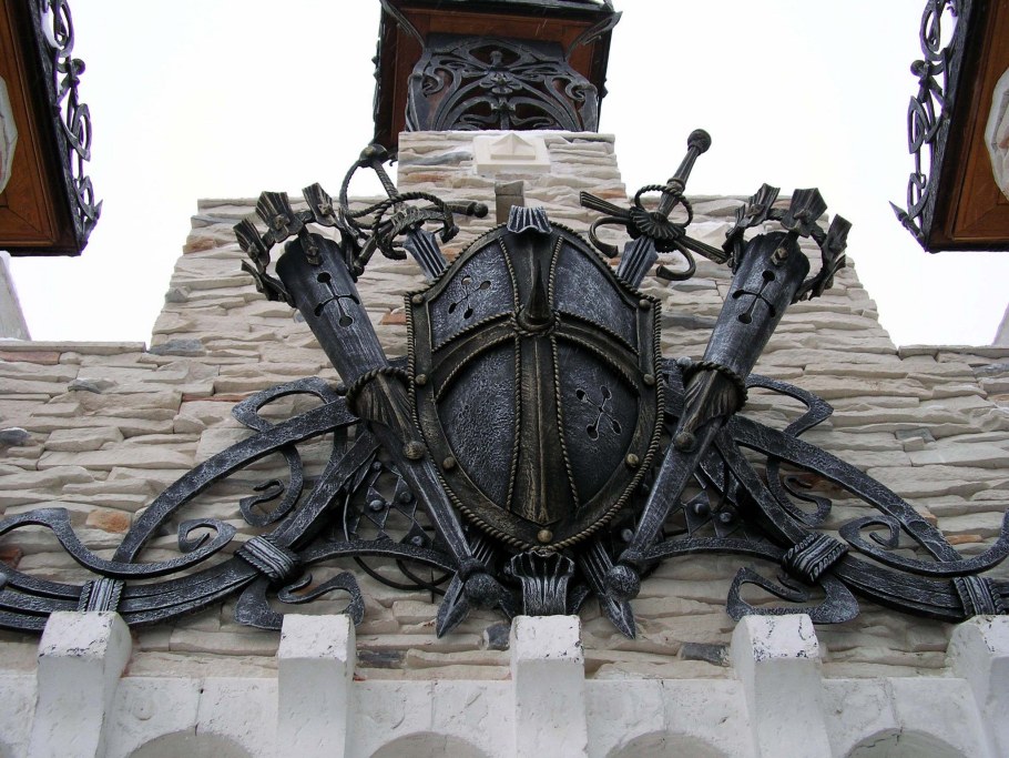 Готика АРТНОВО архитектура