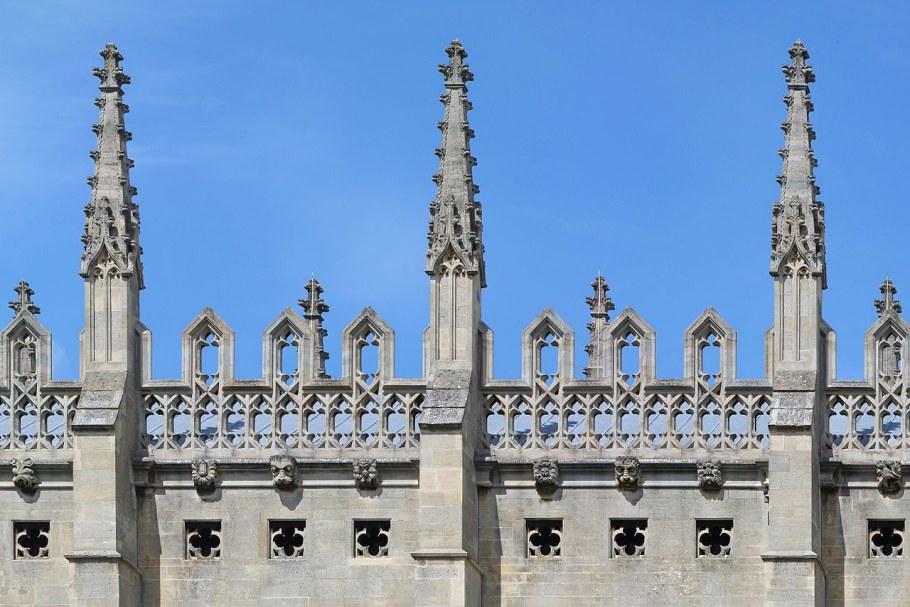 Готический собор пинакль