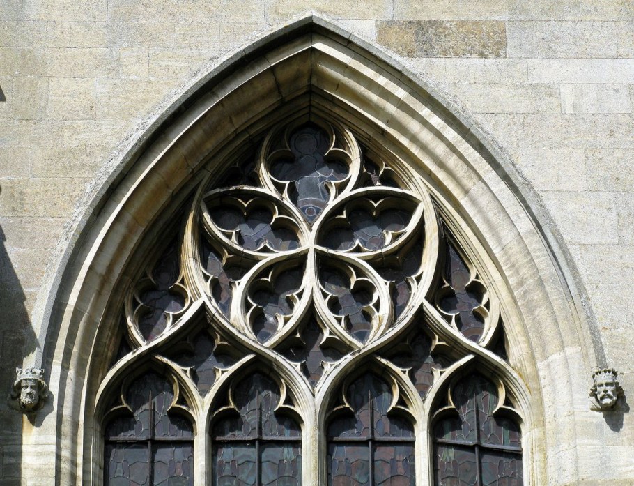 Каркасная система готического собора