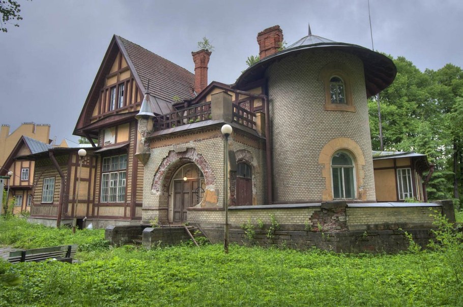 Дом на дереве (Британская Колумбия, Канада)