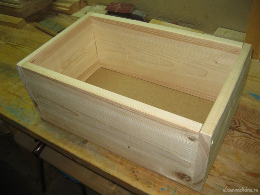 Самодельный деревянный ящик