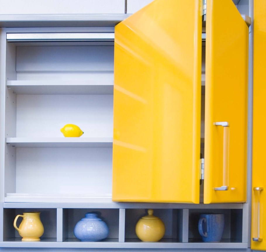 Складная дверца для кухонного шкафа