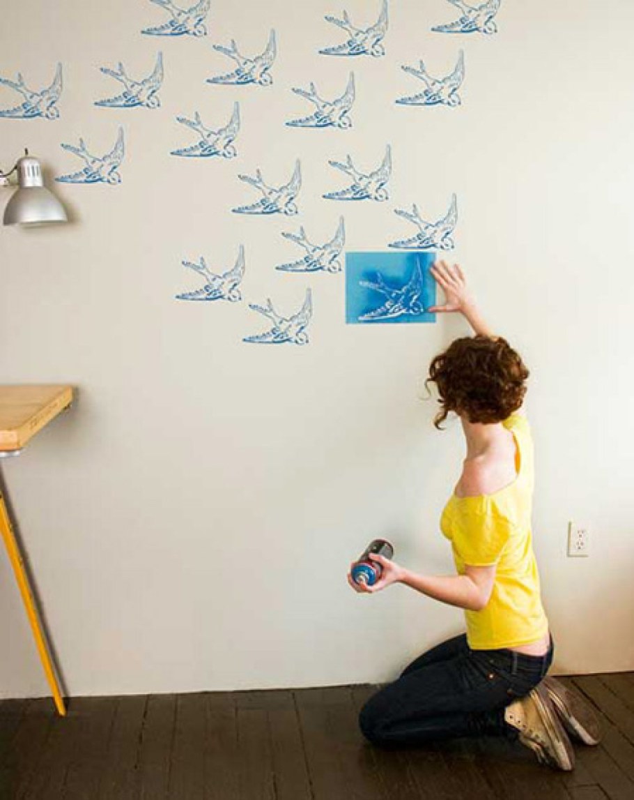 Оригинальные рисунки на стене