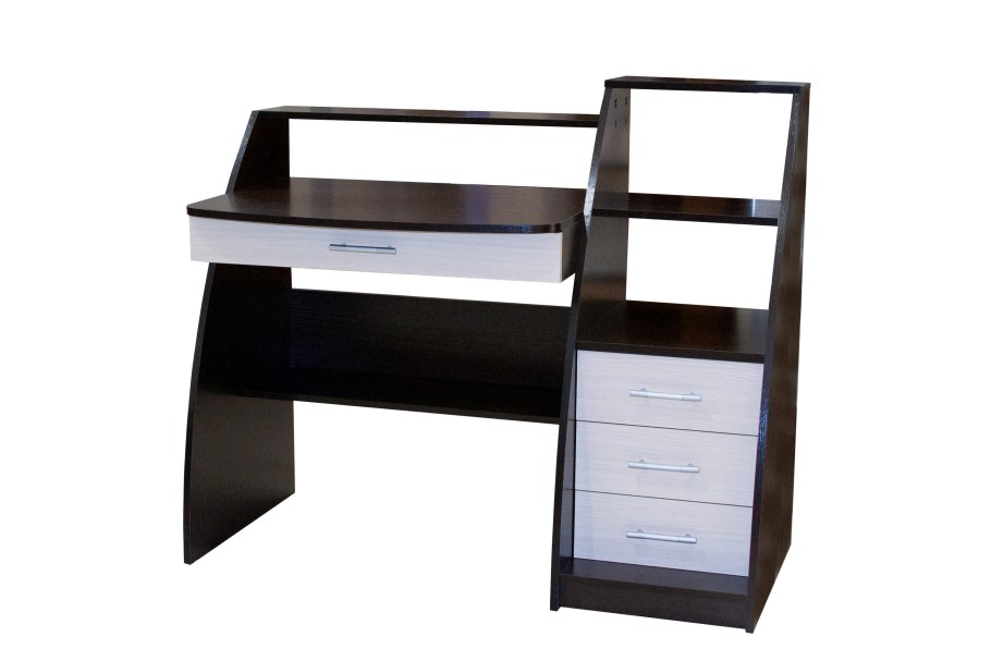 Стол письменный Liverpool 700