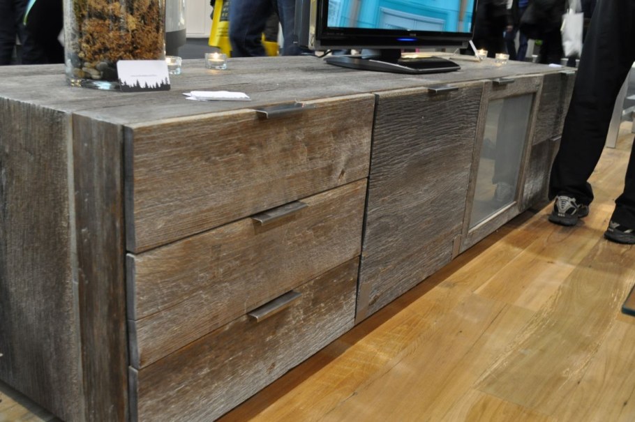 Мебель из старых досок