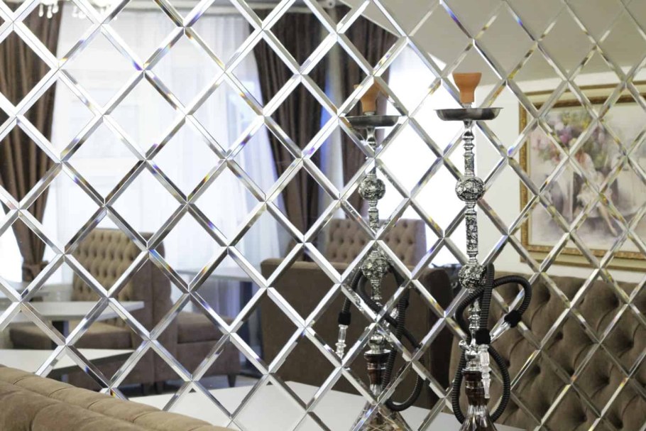 Алмазная грань на стекле