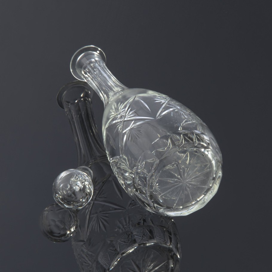 Зеркальное панно с фацетом текстура