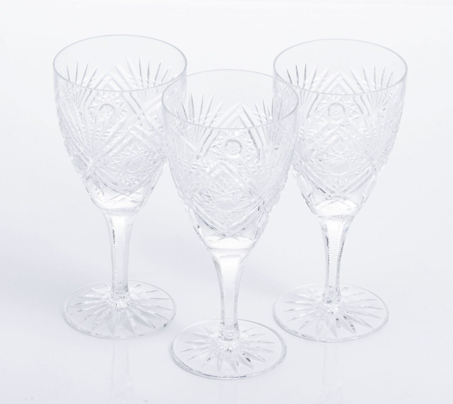 Алмазная грань на стекле