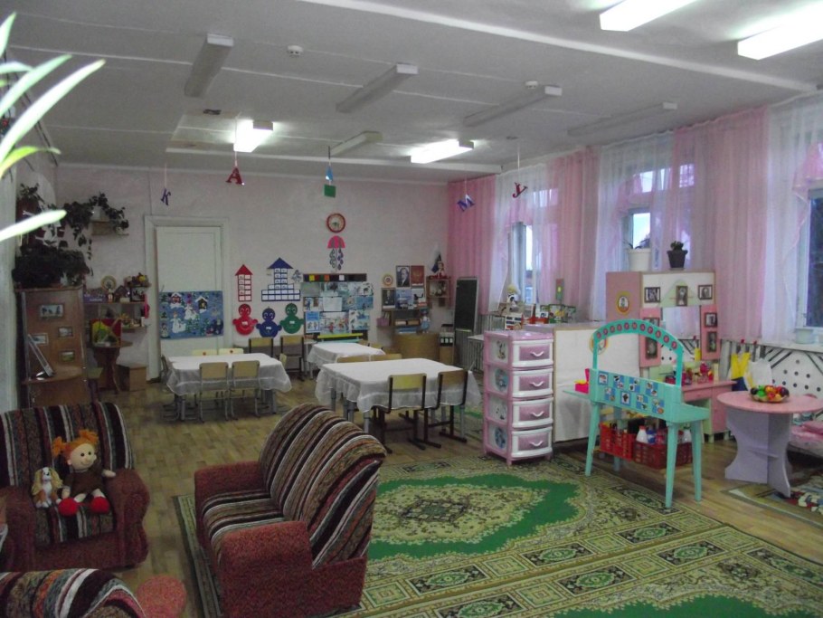 Расположение кроватей в детском саду