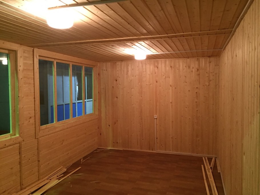 Отделка дачи МДФ панелями