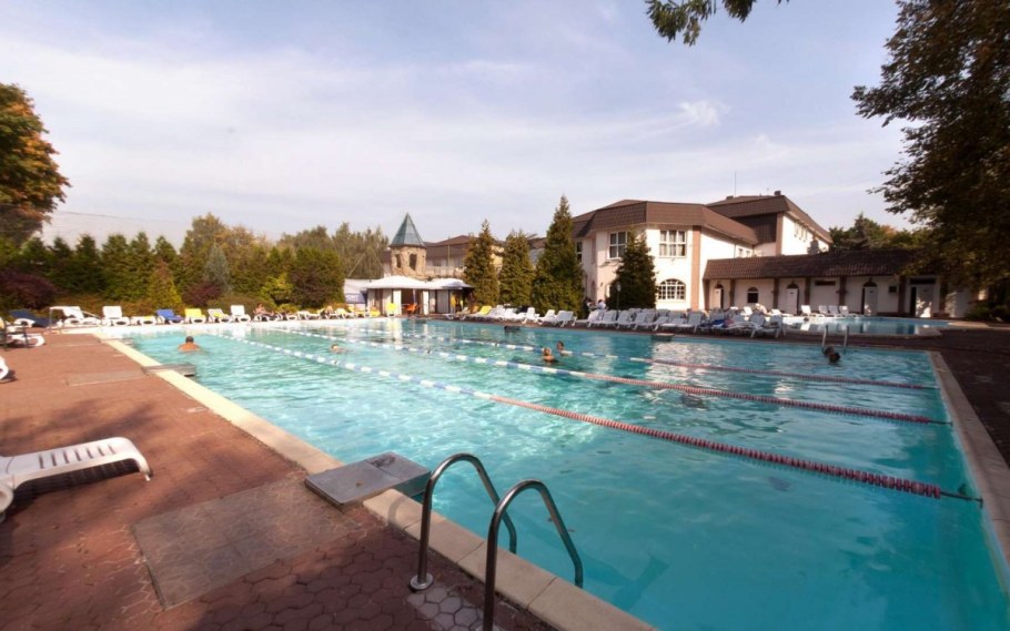 Бассейн на Бауманской МГТУ