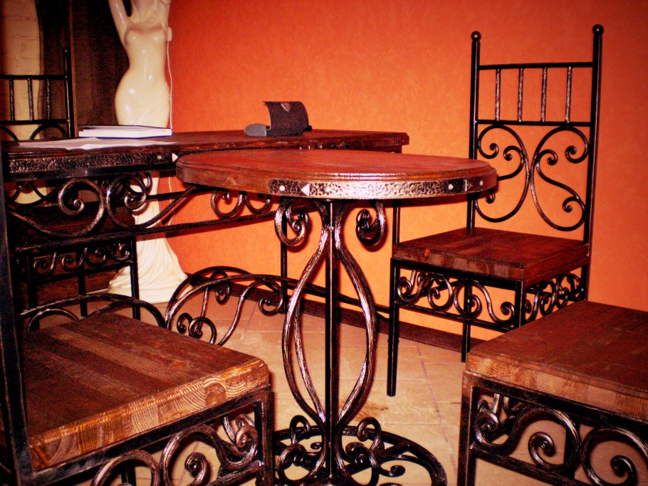 Кованая Садовая мебель