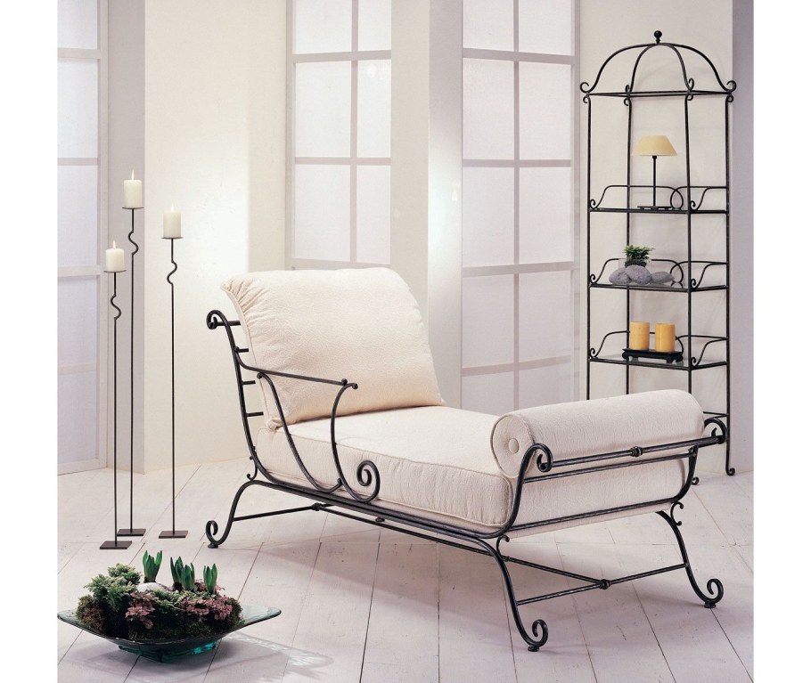 Кованная мебель в интерьере