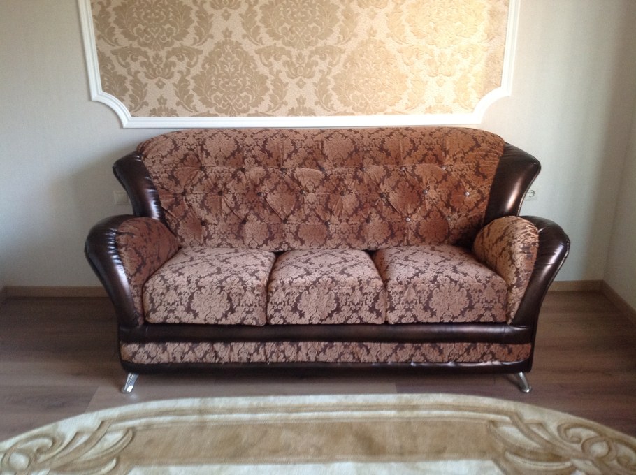 Каркас дивана из массива дерева