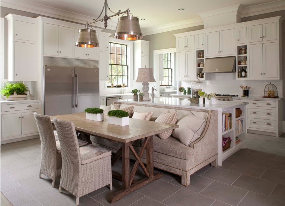 Интерьер большой кухни