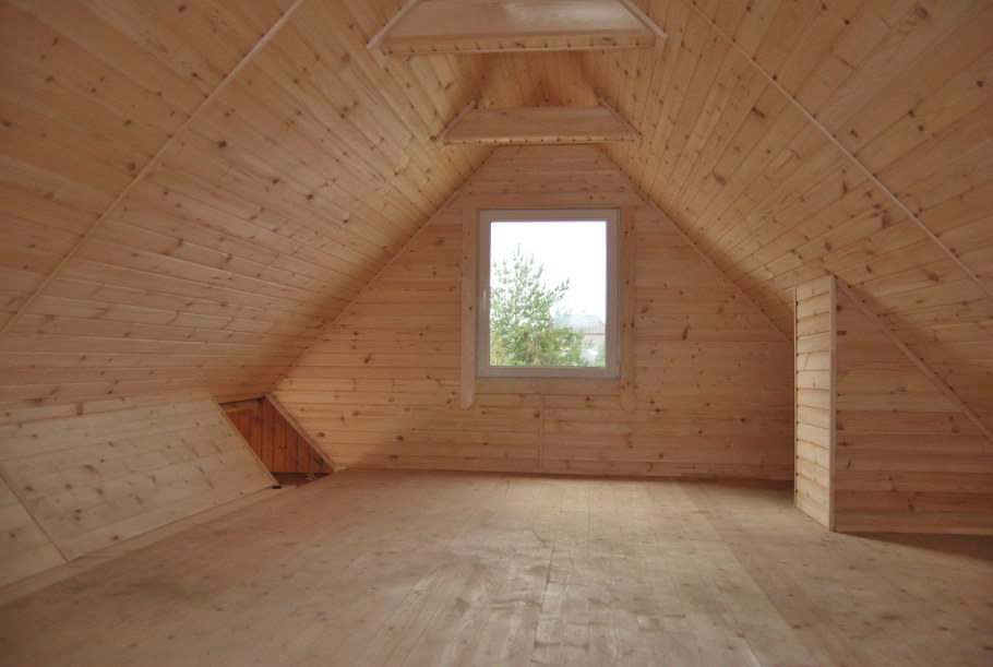Обшивка мансарды вагонкой