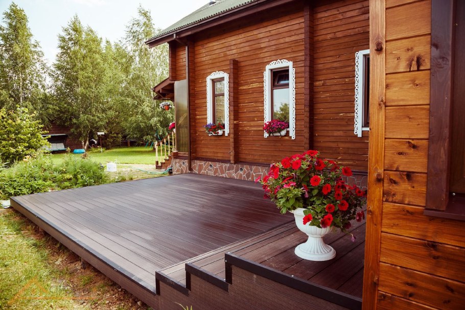 Пристройка к дачному дому 2*2