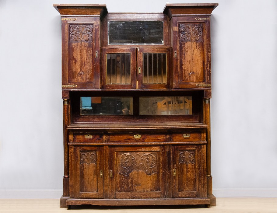 Антикварный буфет и полубуфет Ренессанс