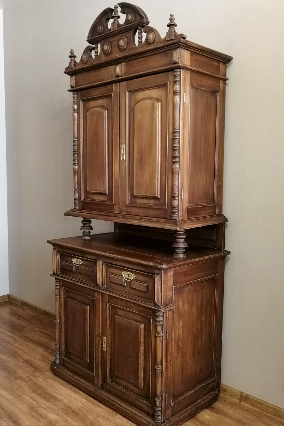 Буфет югендстиль