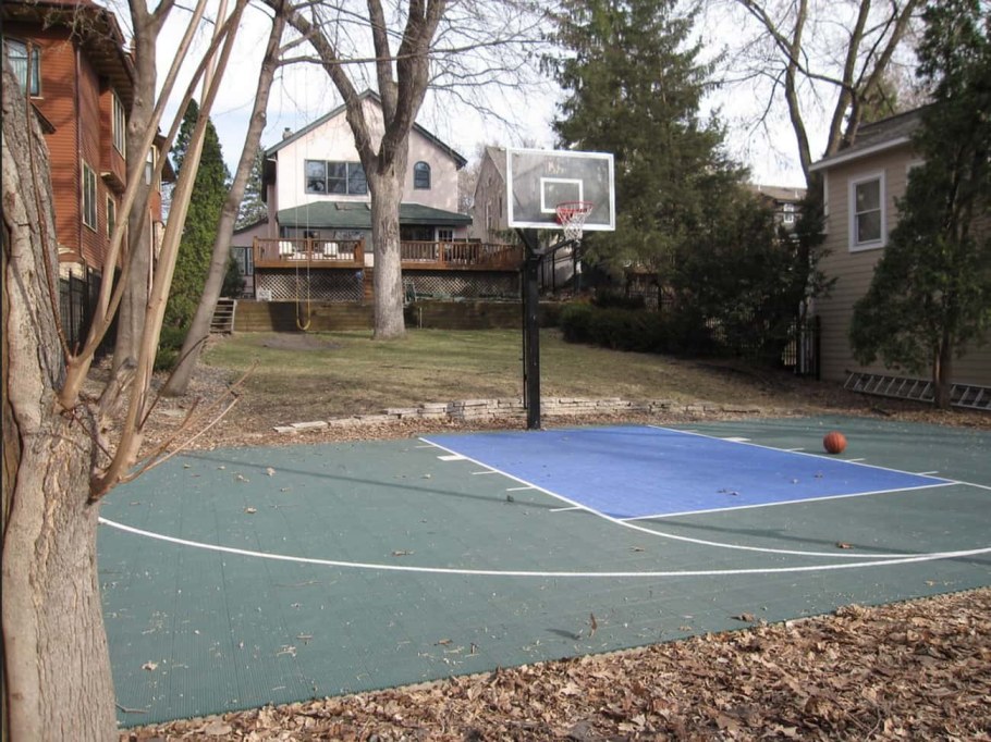 Баскетбольное кольцо на участке