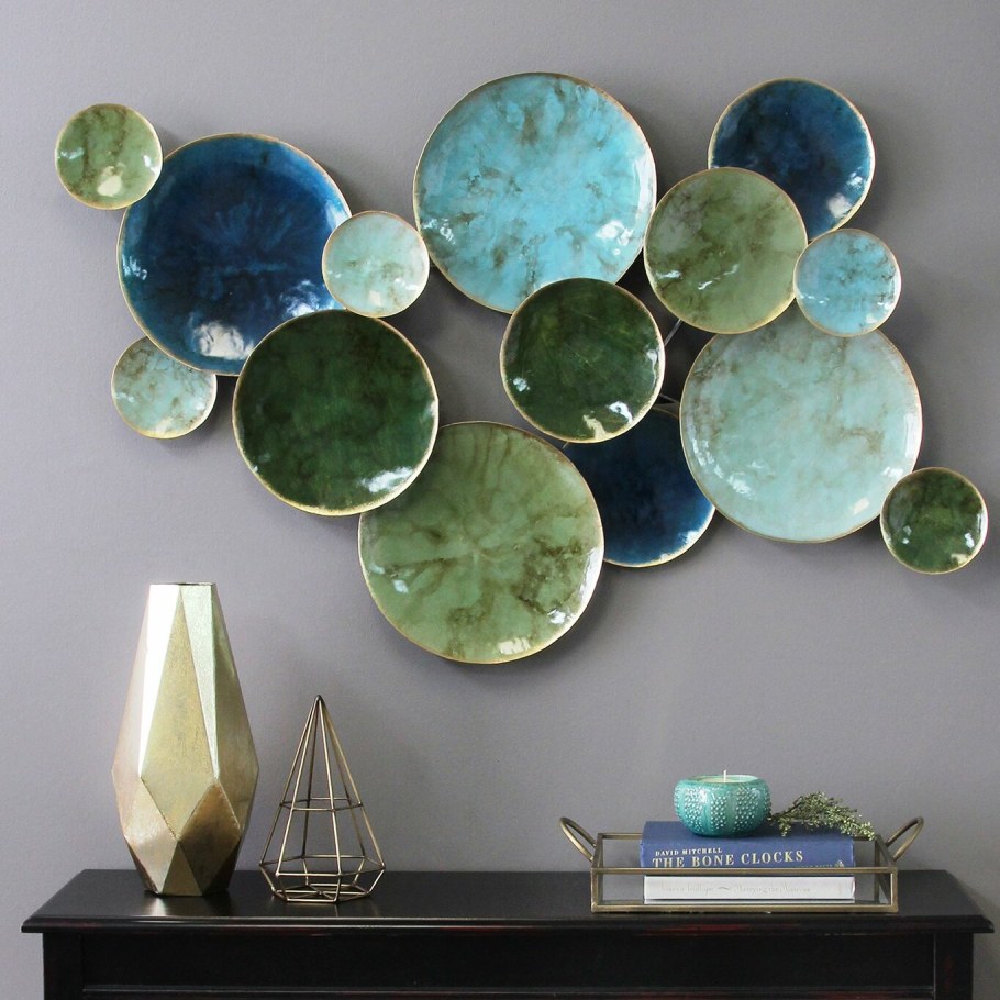 Настенные тарелки в интерьере