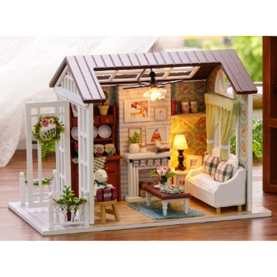 Домик для мини сада