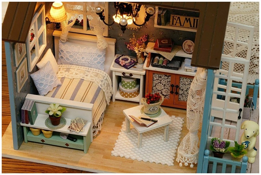 Миниатюрные домики для сада