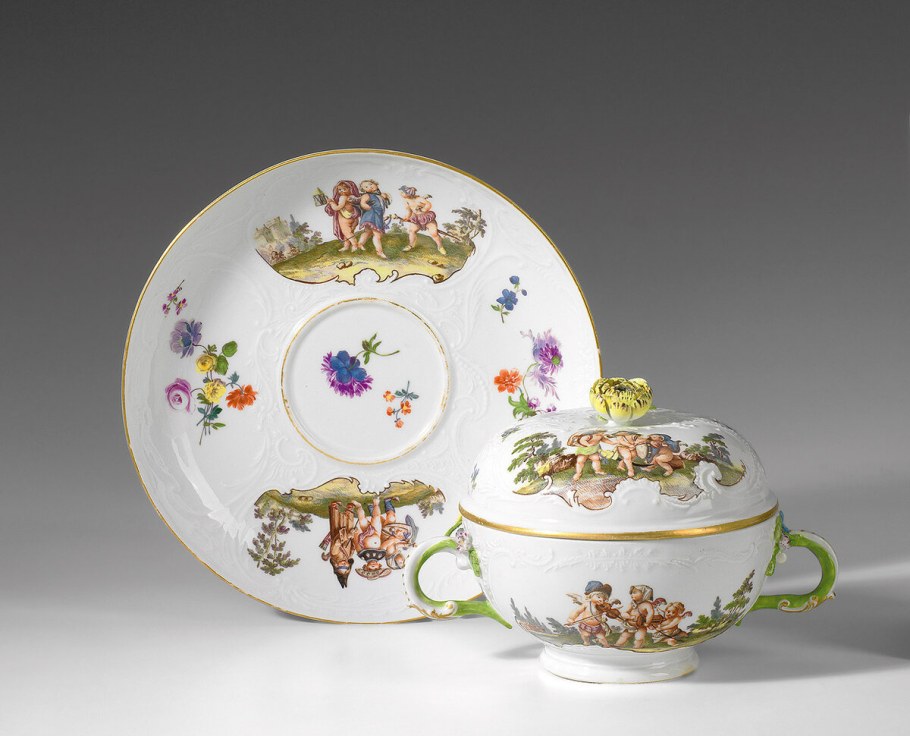 Фаянсовые изделия