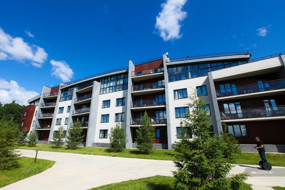 Открытый бассейн в Саратове