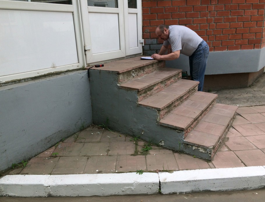 Крыльцо из гранита Сансет Голд