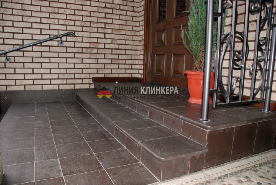 Крыльцо из тротуарной плитки