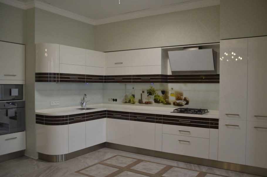 Крашенные фасады для кухни