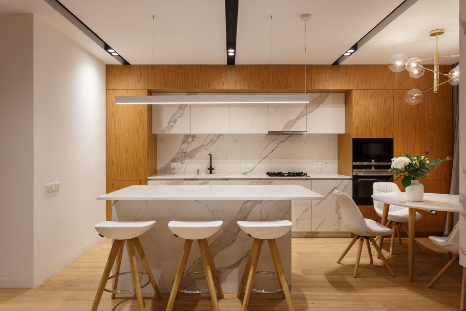 Дерево в современном интерьере