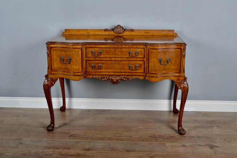 Дрессуар королевы Анны