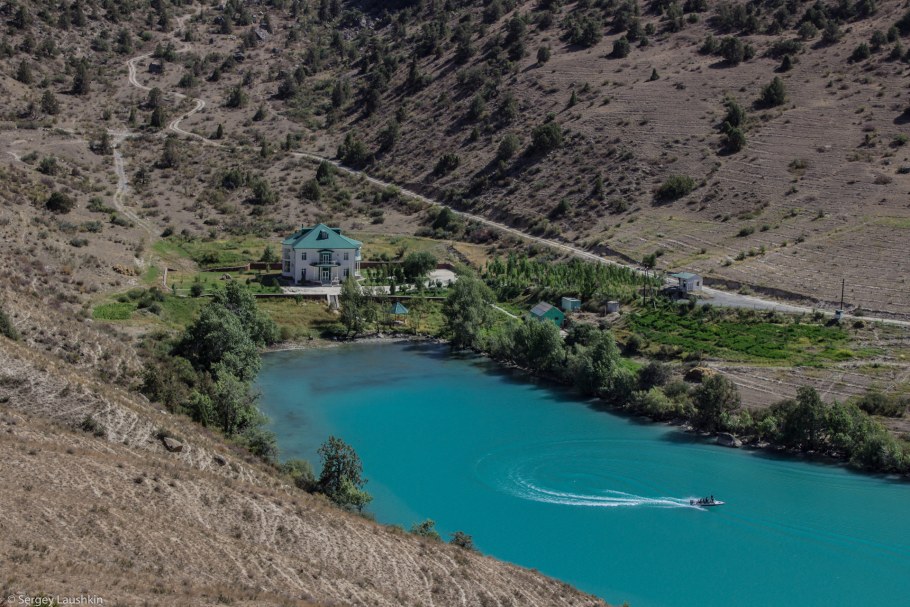 Искандеркуль озеро дача президента