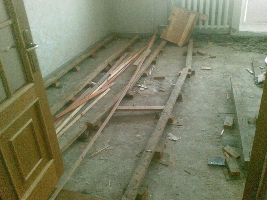 Демонтаж деревянных полов