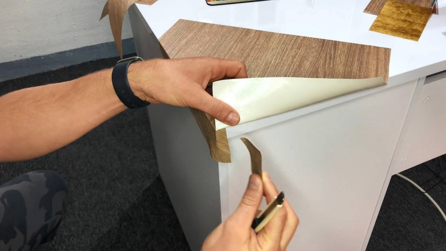 Шкаф обклеенный самоклейкой