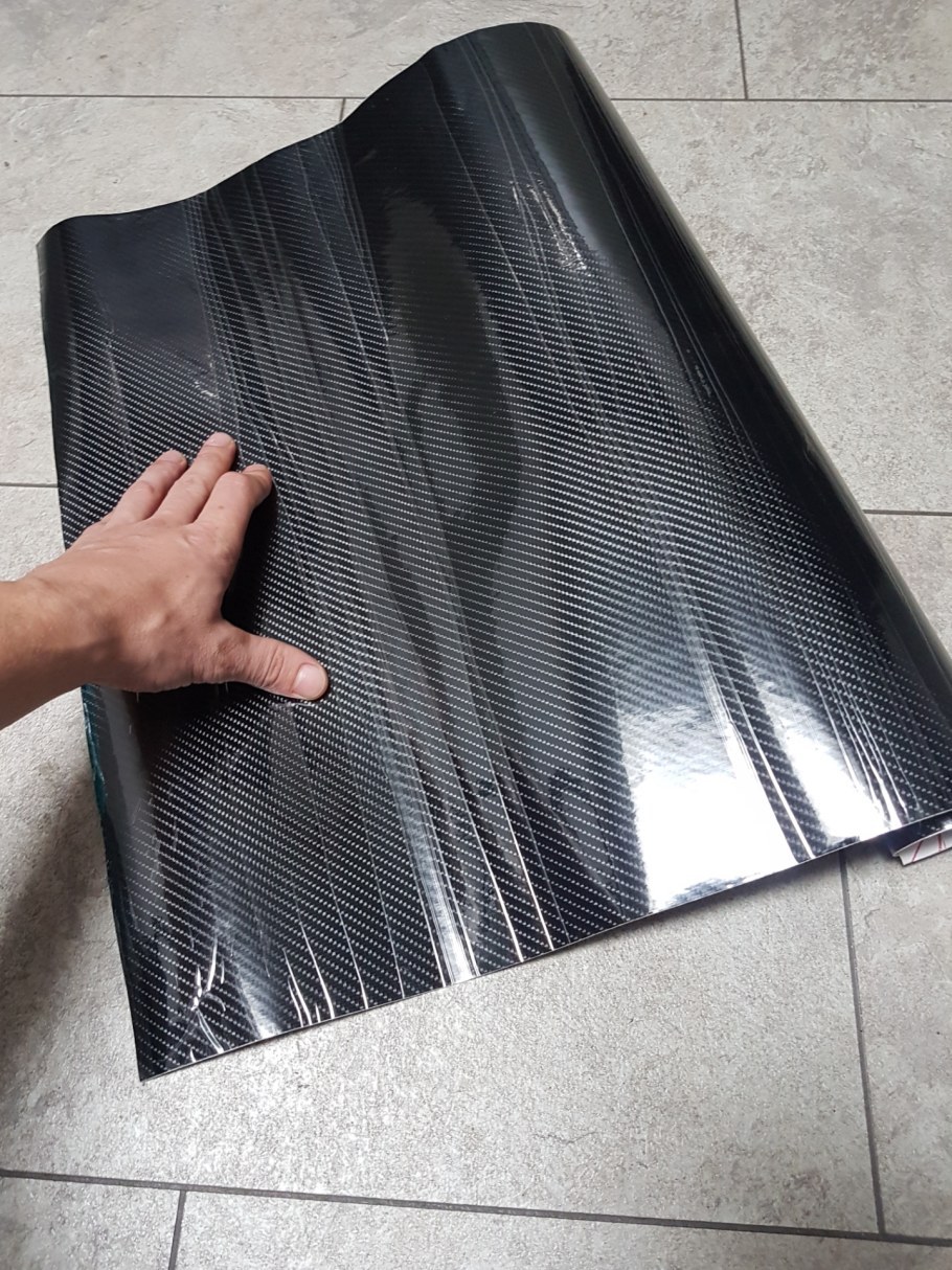 Самоклеящаяся пленка на мебель