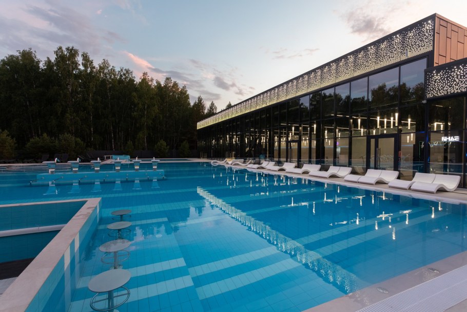 Бассейн на крыше Высоцкого Екатеринбург