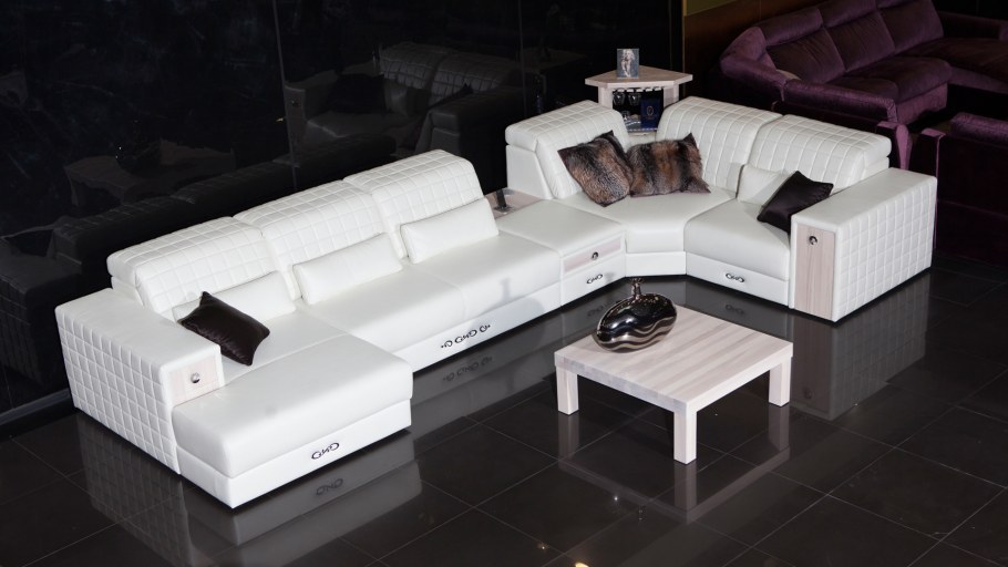 Наири модель 001