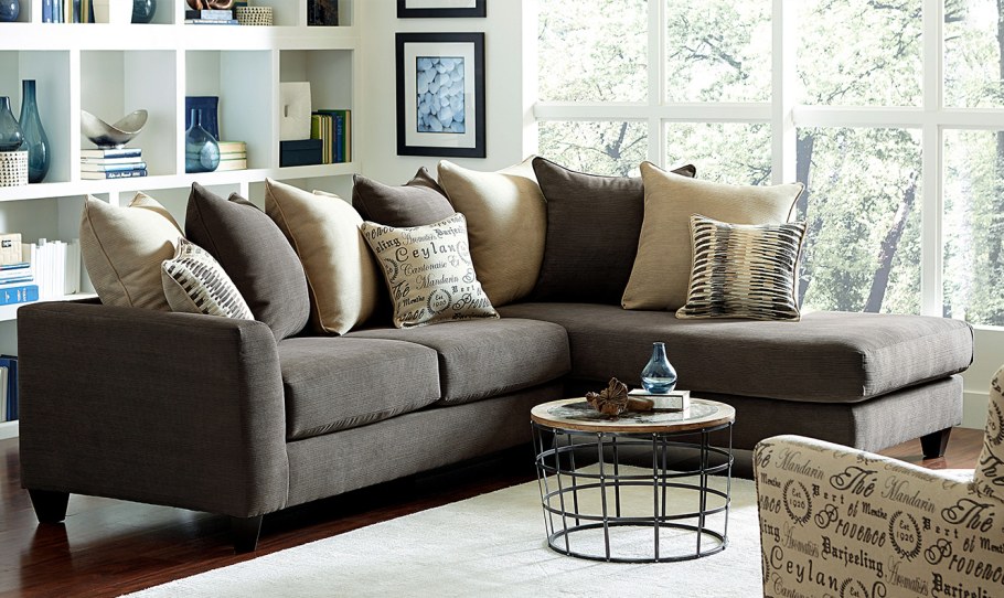 Диваны песочноготцвета