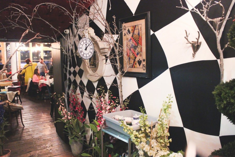 Интерьер Тима Бертона