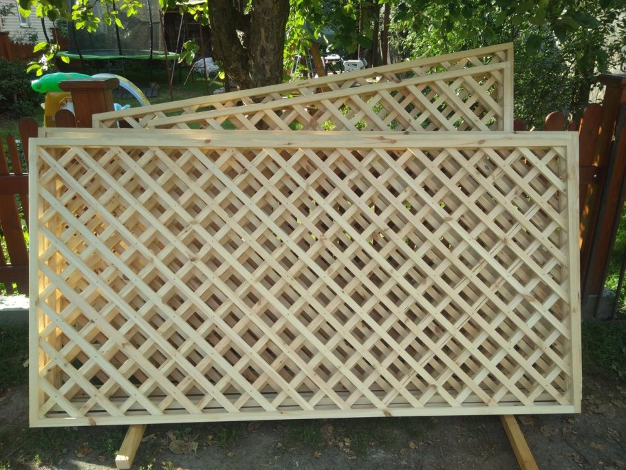 Решетка деревянная большая 680*300 рв2